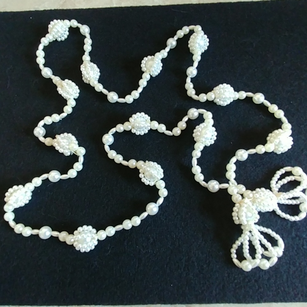 Gorgeous 21-in. statement necklace